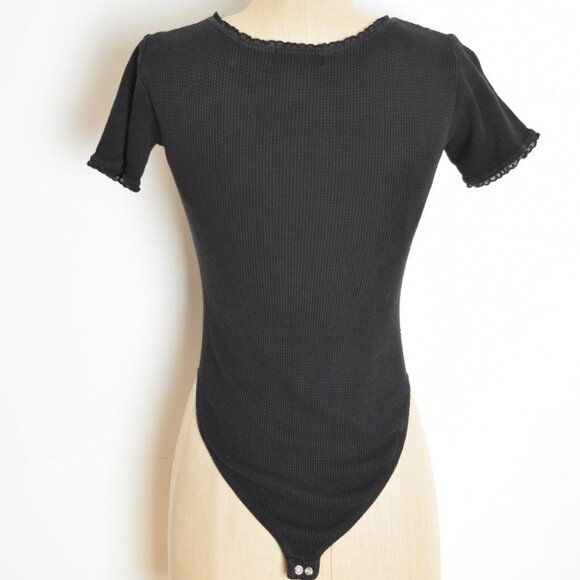 vintage 90s bodysuit top black waffle knit grunge goth stretch tee M - Picture 7 of 8